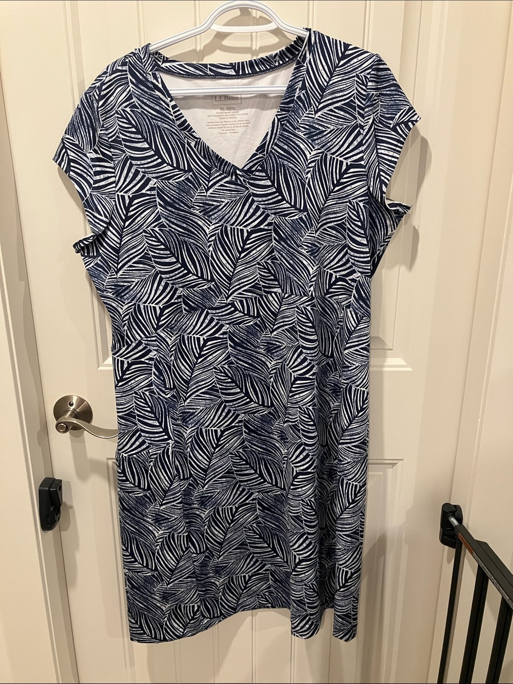 LL BEAN Dress V-neck Palms NAVY XL